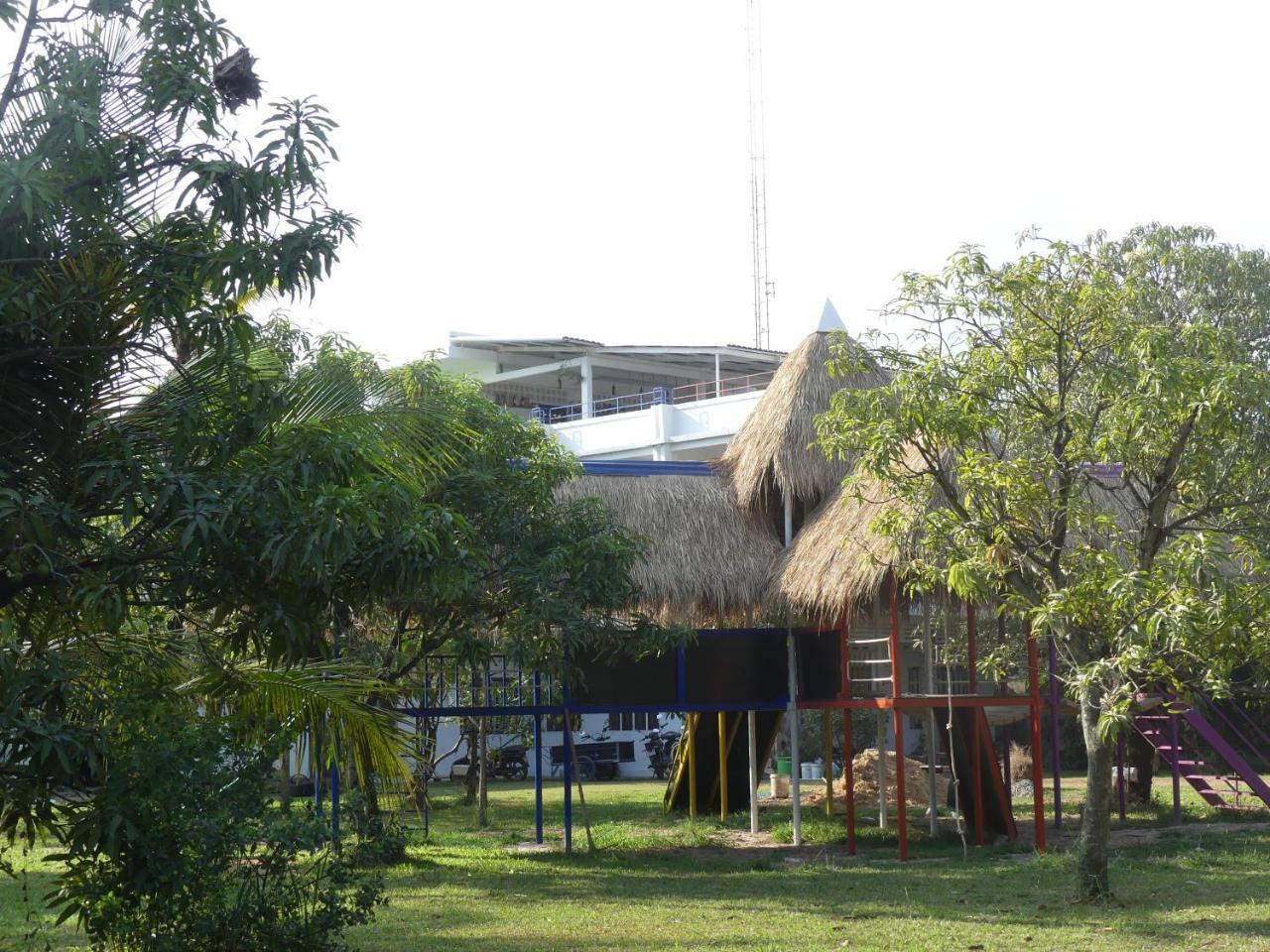 The Playground Bed & Breakfast Kampot Dış mekan fotoğraf