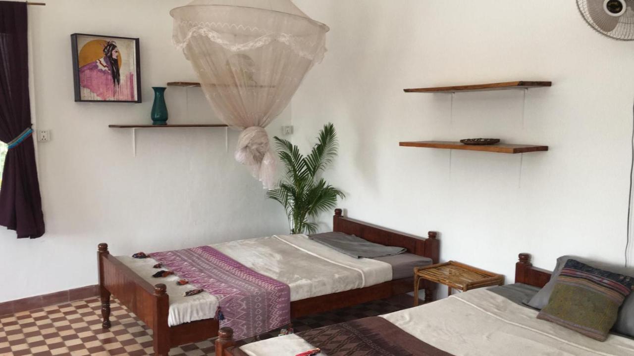 The Playground Bed & Breakfast Kampot Dış mekan fotoğraf