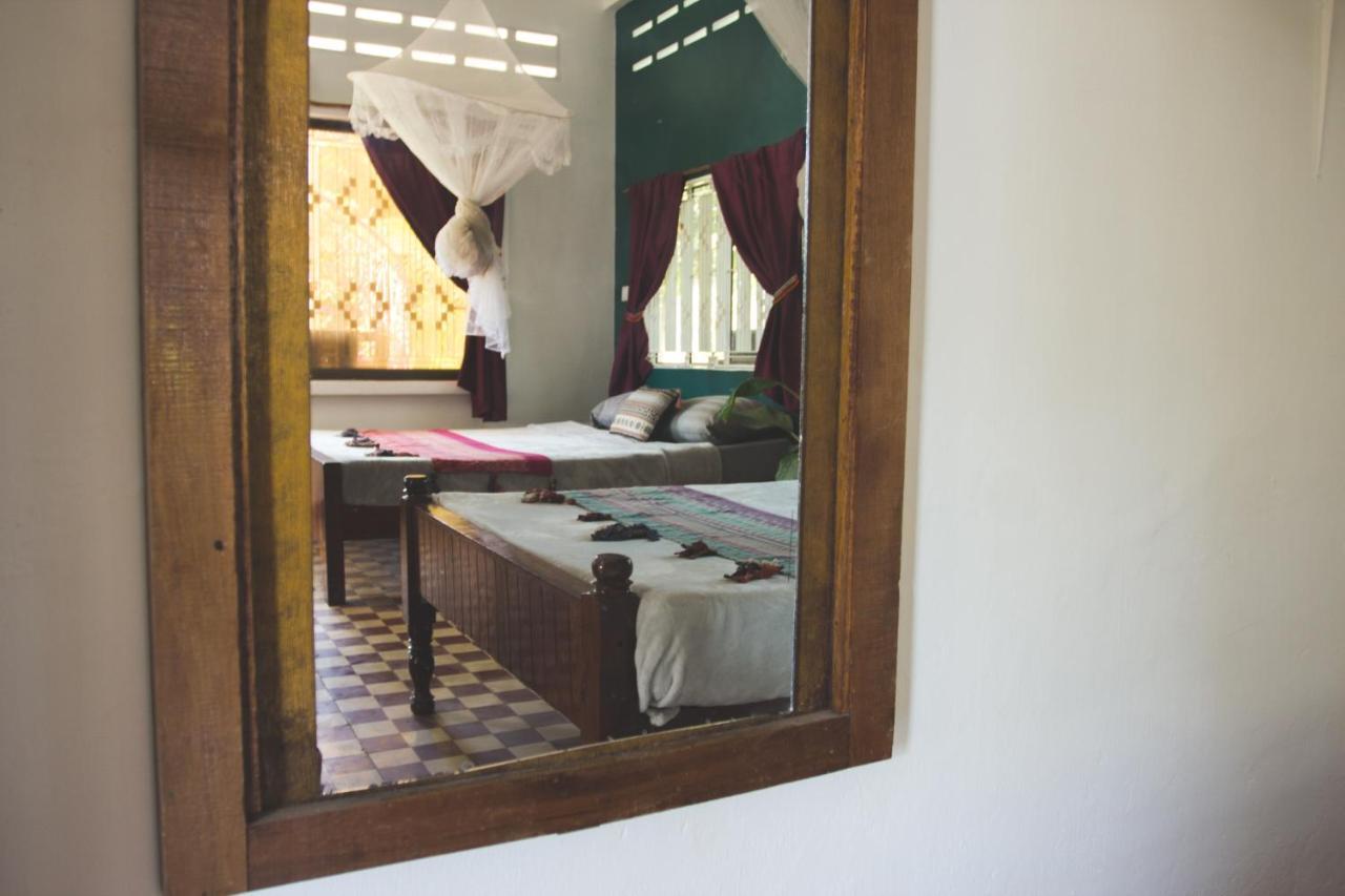The Playground Bed & Breakfast Kampot Dış mekan fotoğraf