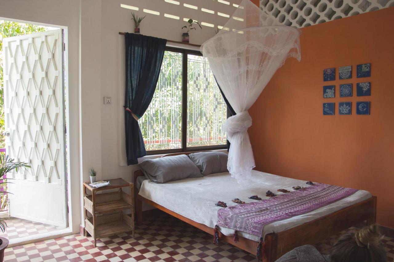 The Playground Bed & Breakfast Kampot Dış mekan fotoğraf